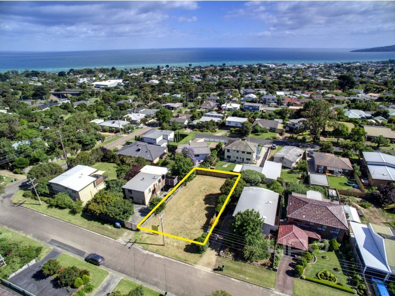 18 Charmaine Street, Dromana VIC 3936