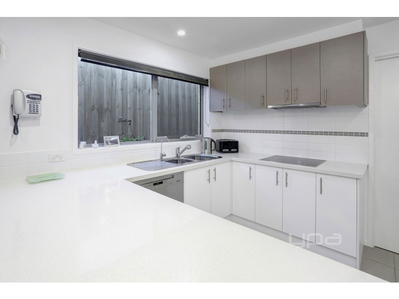 19 Parkmore Road, Rosebud VIC 3939