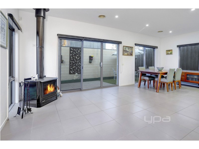 19 Parkmore Road, Rosebud VIC 3939