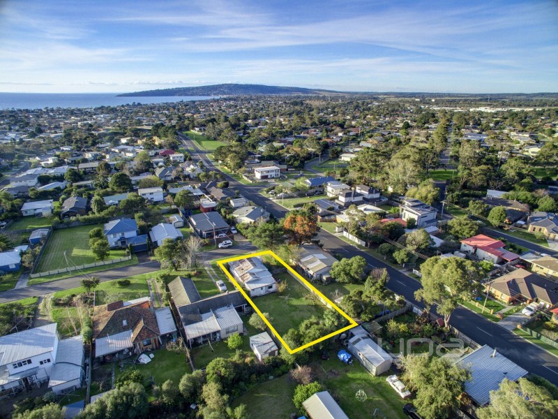 3 Macedon Avenue, Dromana VIC 3936