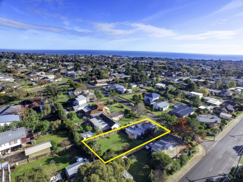 3 Macedon Avenue, Dromana VIC 3936