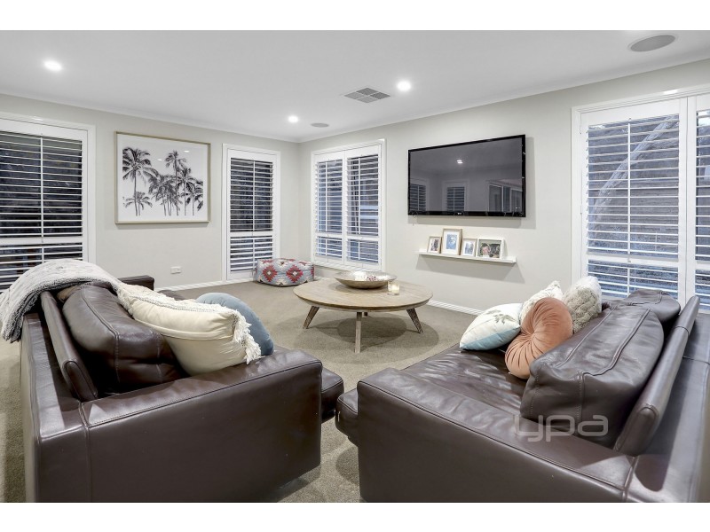 33 Hogan Drive, Rye VIC 3941