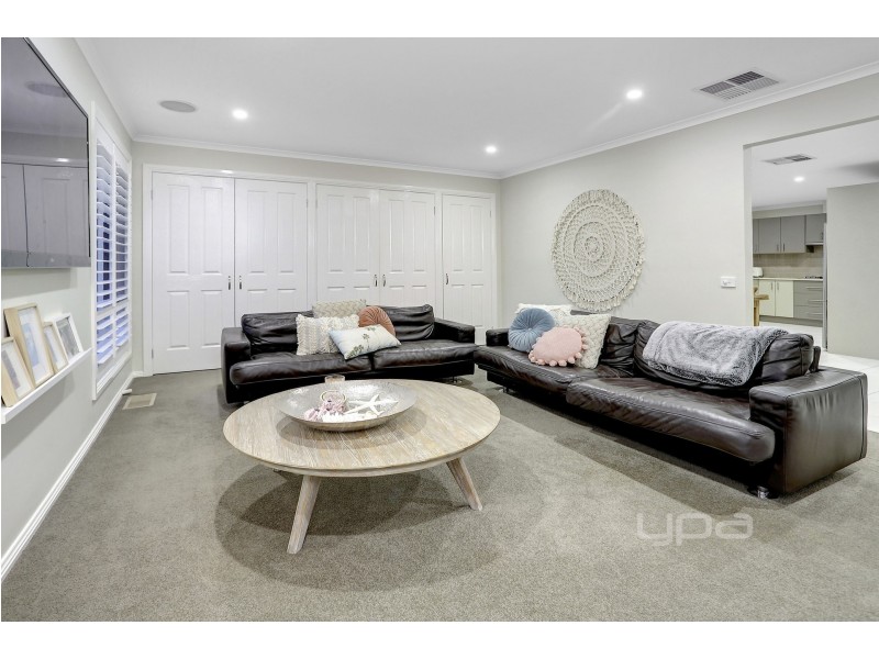 33 Hogan Drive, Rye VIC 3941