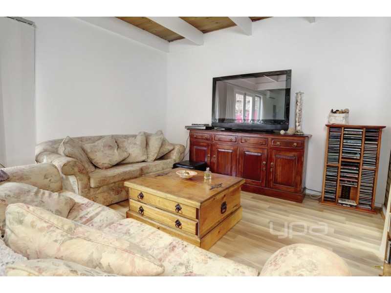 22 Owarra Street, Rye VIC 3941