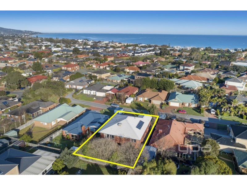 3 Sunrise Close, Safety Beach VIC 3936