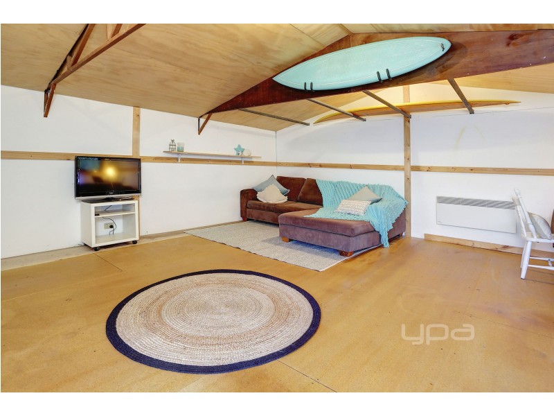 18 Anelida Street, Rye VIC 3941