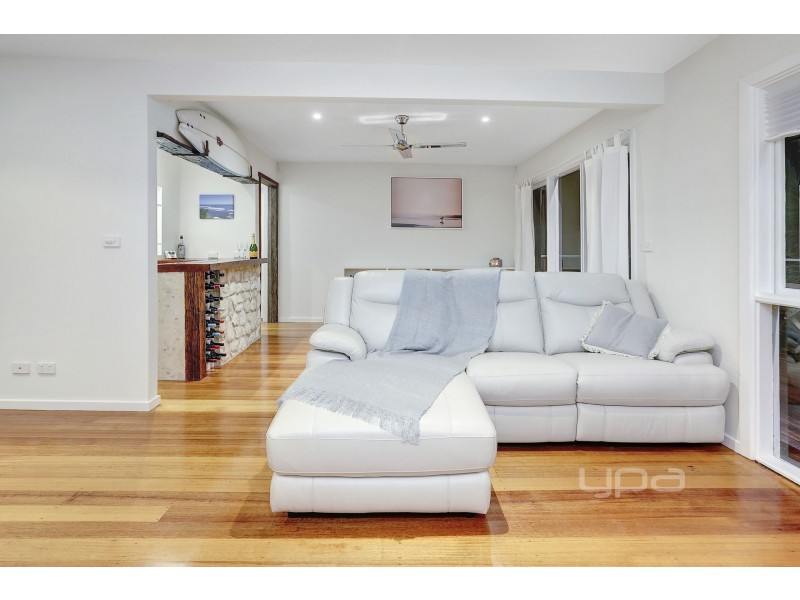 18 Anelida Street, Rye VIC 3941