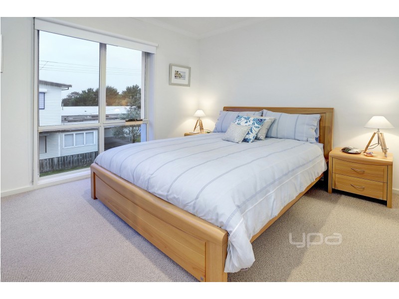 12 Mason Avenue, Safety Beach VIC 3936