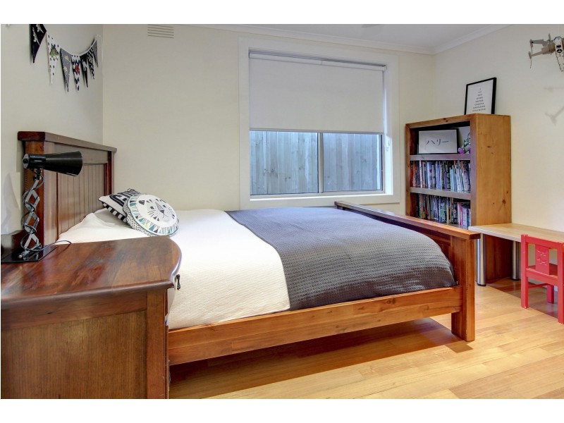 1/16 Rosalie Avenue, Dromana VIC 3936