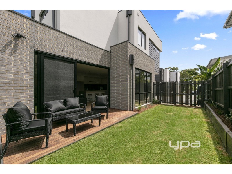2/25 Thomas Street, Dromana VIC 3936