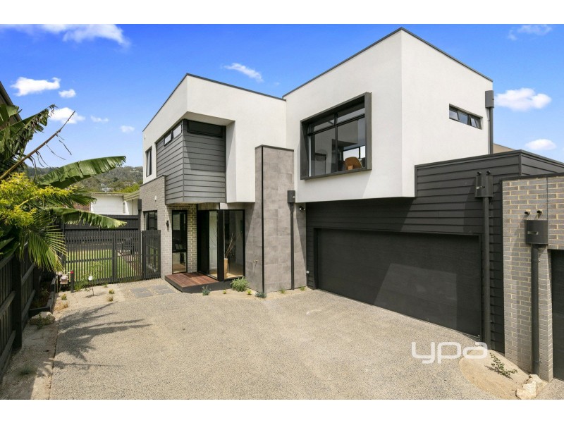 2/25 Thomas Street, Dromana VIC 3936