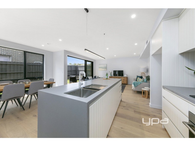 2/25 Thomas Street, Dromana VIC 3936