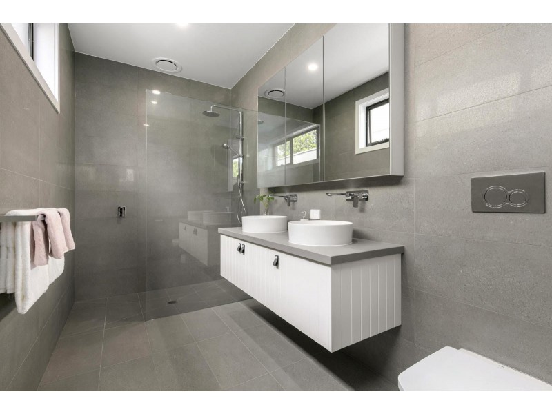 2/25 Thomas Street, Dromana VIC 3936