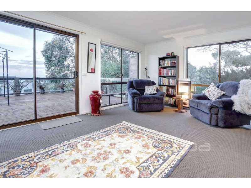 46 Hillside Avenue, Dromana VIC 3936