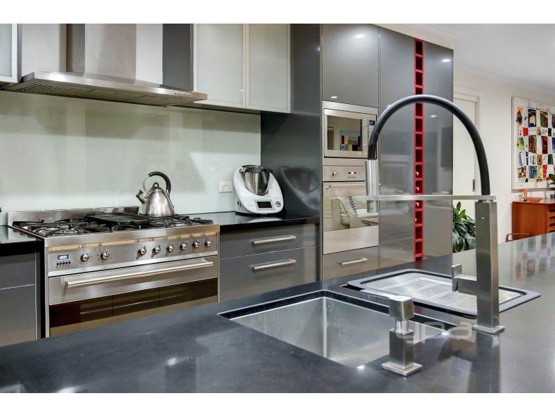 13 Hughes Road, Blairgowrie VIC 3942