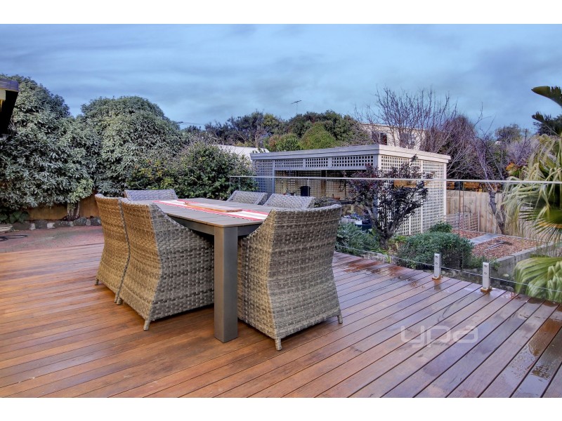 13 Hughes Road, Blairgowrie VIC 3942