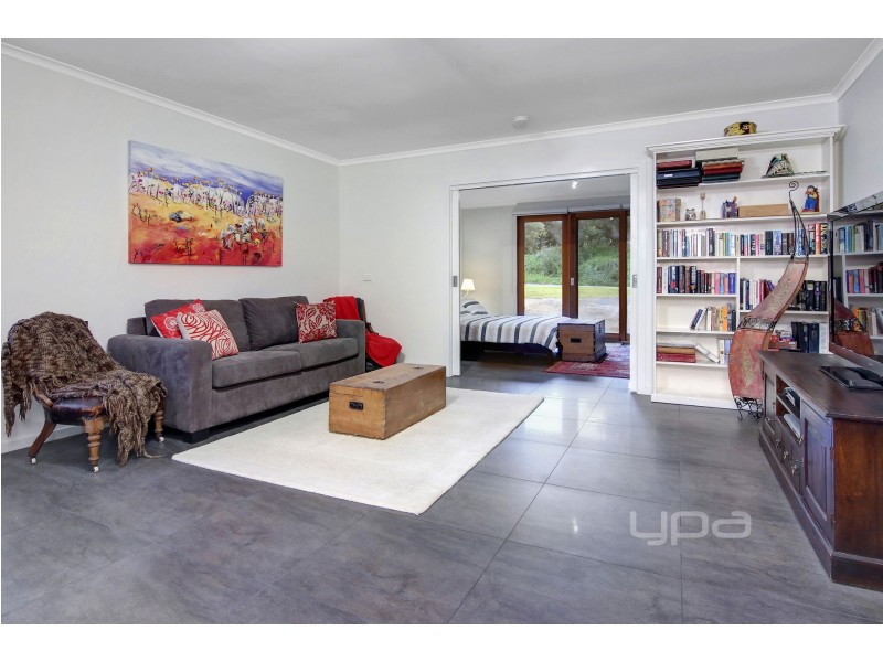 13 Hughes Road, Blairgowrie VIC 3942