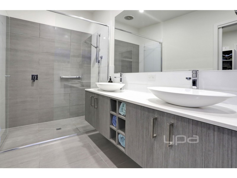 19 Arthurs Avenue, Mccrae VIC 3938