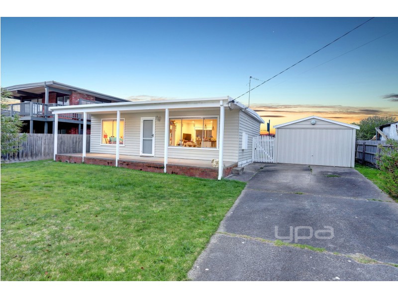 82 Guest Street, Tootgarook VIC 3941