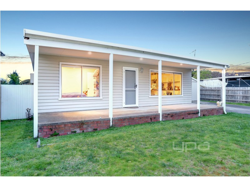 82 Guest Street, Tootgarook VIC 3941