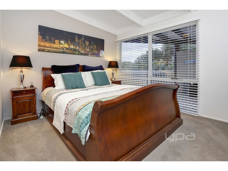 2 Vernon Street, Blairgowrie VIC 3942