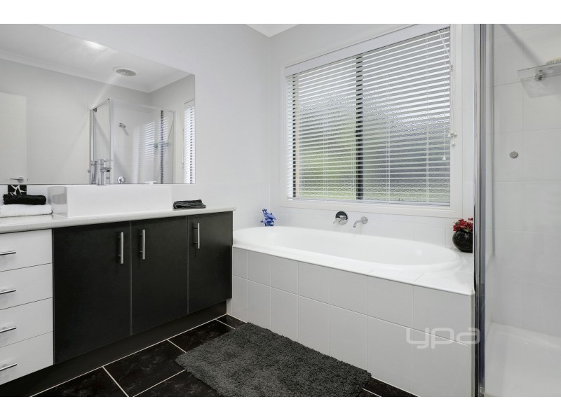 23 Greenhill Road, Rosebud VIC 3939