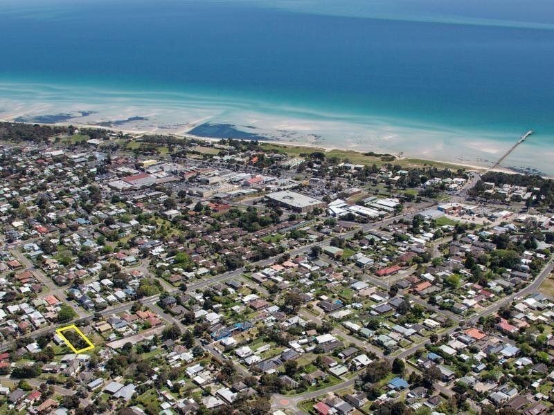 57 Jetty Road, Rosebud VIC 3939