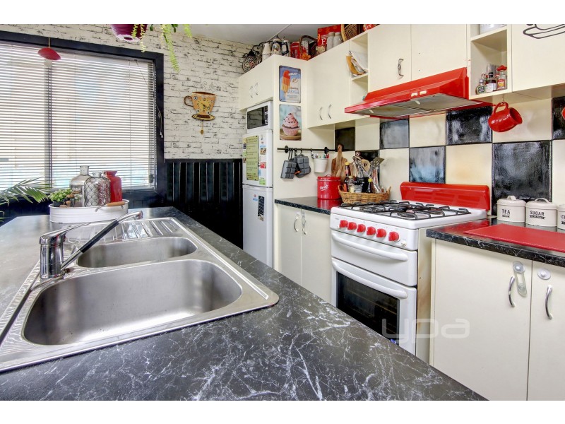 204/131 Nepean Highway, Dromana VIC 3936