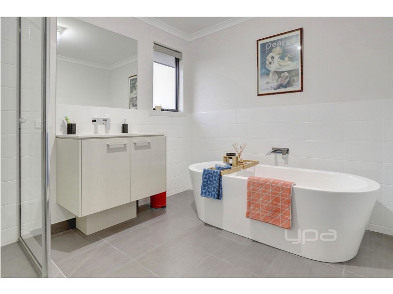 23 Macks Place, Safety Beach VIC 3936