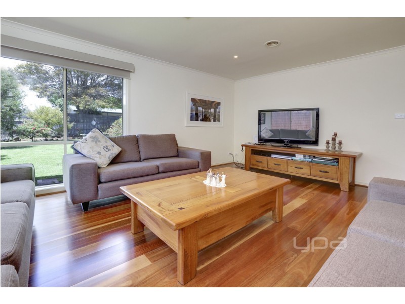 29 Rosemore Road, Rosebud VIC 3939
