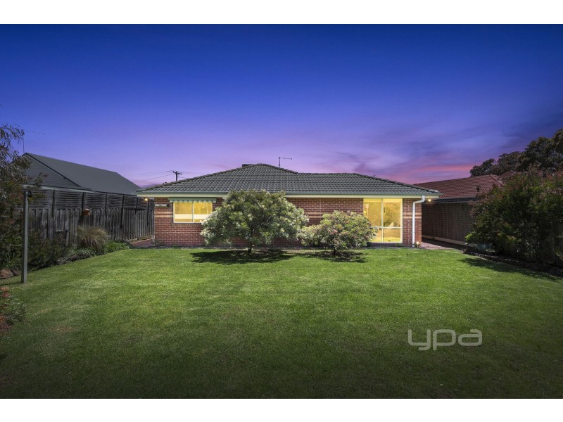 29 Rosemore Road, Rosebud VIC 3939