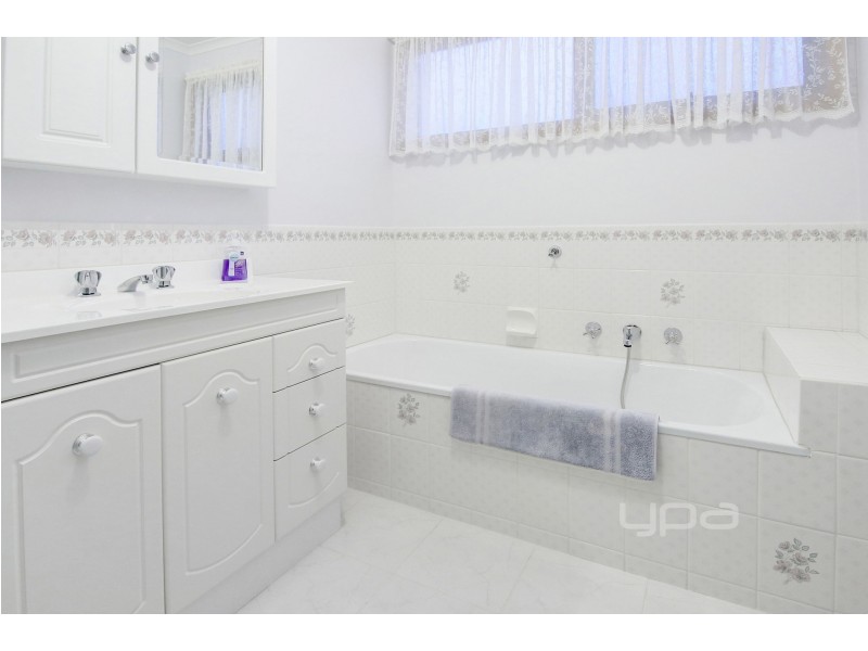 5 Saville Court, Rye VIC 3941