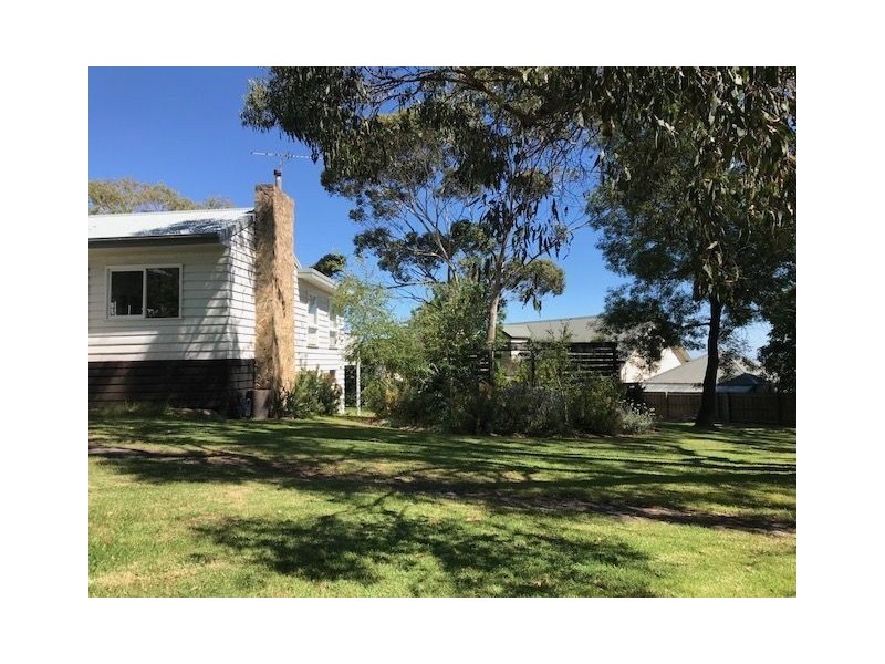 10 Hillside Avenue, Dromana VIC 3936