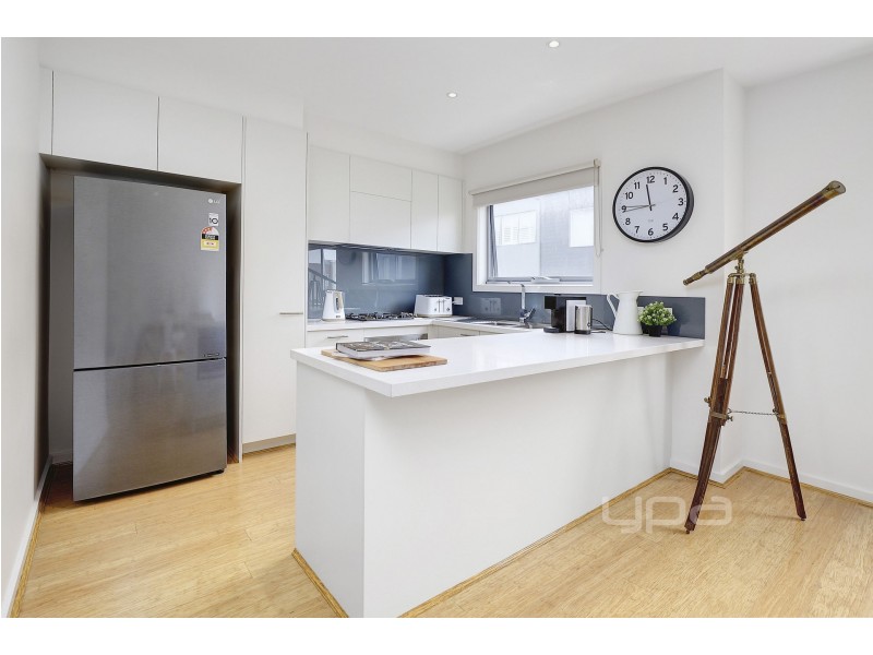 6 Narrows Court, Safety Beach VIC 3936