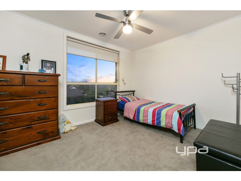 3 Waruka Close, Endeavour Hills VIC 3802