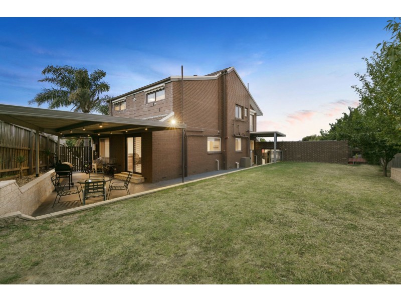 3 Waruka Close, Endeavour Hills VIC 3802