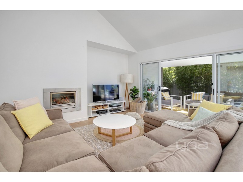 80 Field Street, Rye VIC 3941