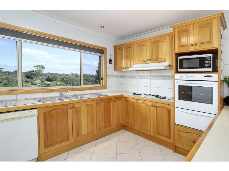 12 Athol Ct, Rye VIC 3941