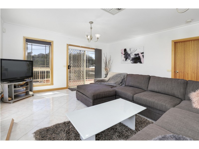12 Athol Ct, Rye VIC 3941