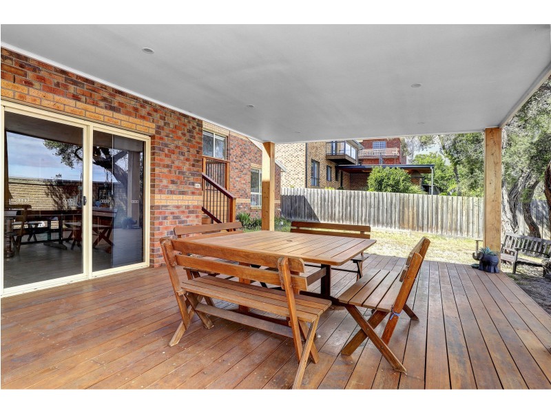 12 Athol Ct, Rye VIC 3941