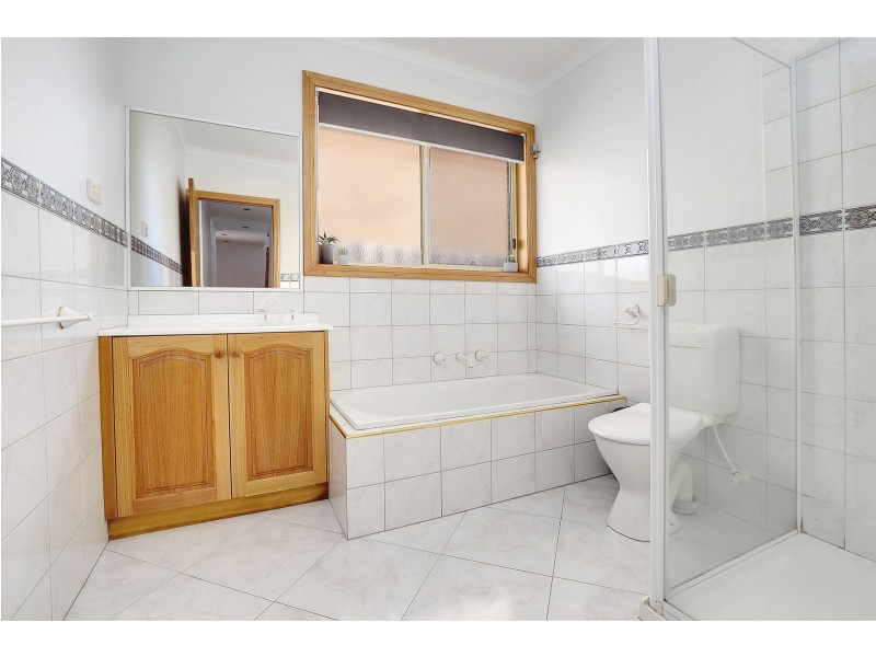 12 Athol Ct, Rye VIC 3941