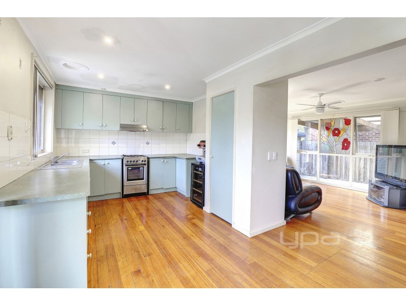 37 Green Valley Cresent, Hampton Park VIC 3976