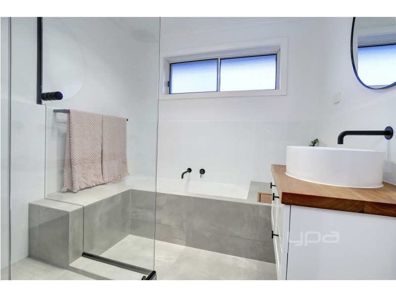 36  Branson Street, Rosebud VIC 3939