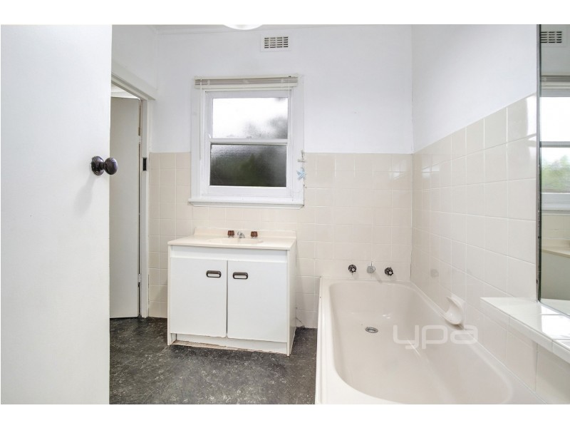 16 Dorothea Crescent, Dromana VIC 3936