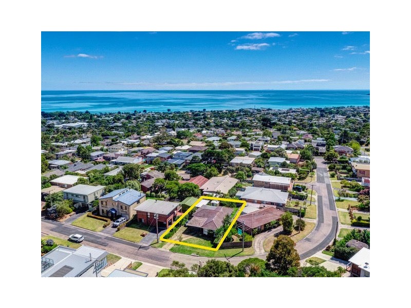 16 Dorothea Crescent, Dromana VIC 3936