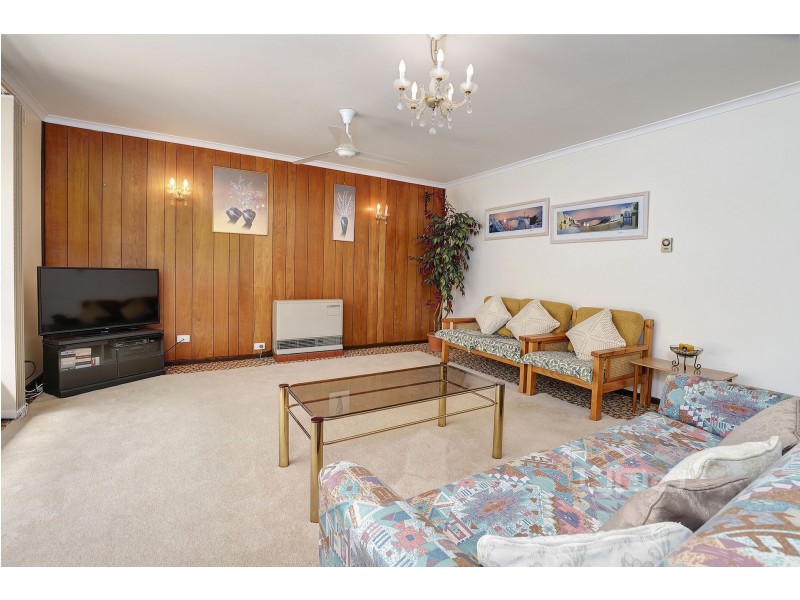 140 Weeroona St, Rye VIC 3941