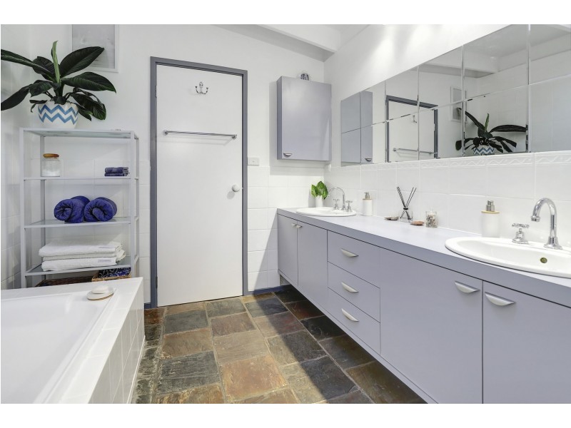 14 Mernda Street, Rye VIC 3941