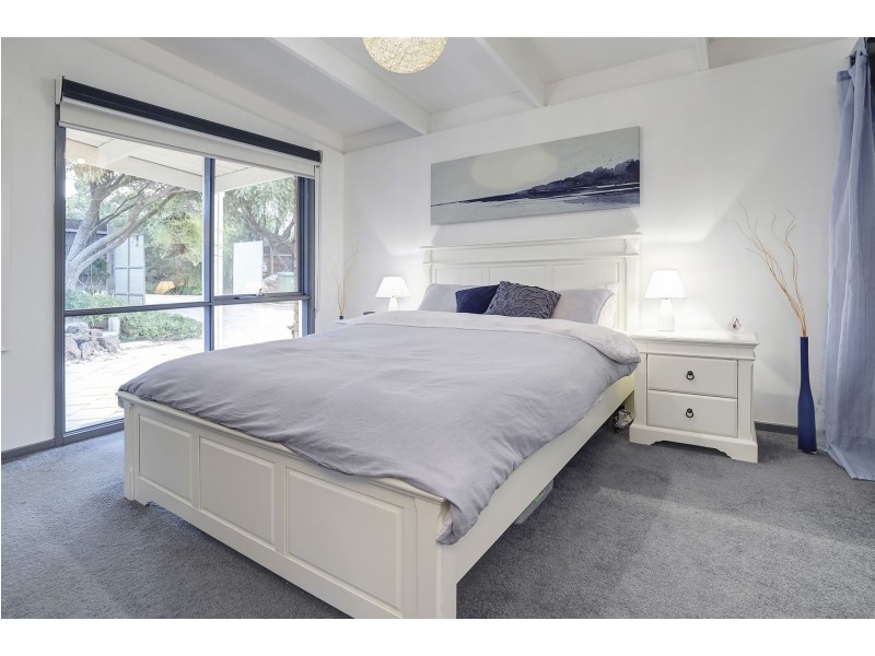 14 Mernda Street, Rye VIC 3941