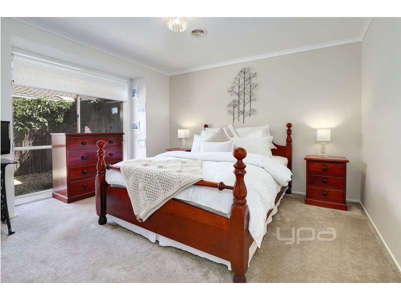 25 Lake View Drive, Safety Beach VIC 3936