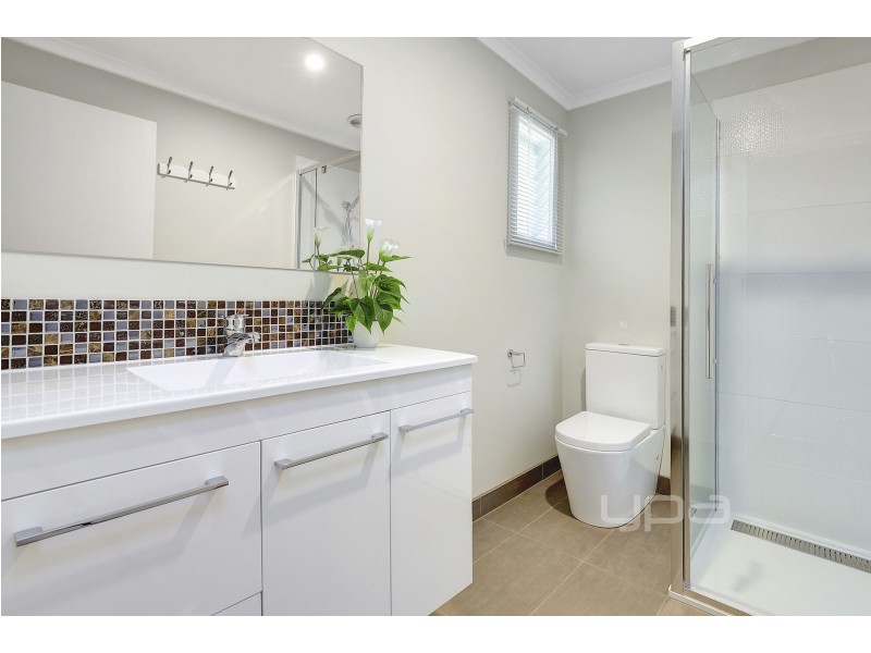 37 Shirlow Avenue, Rye VIC 3941